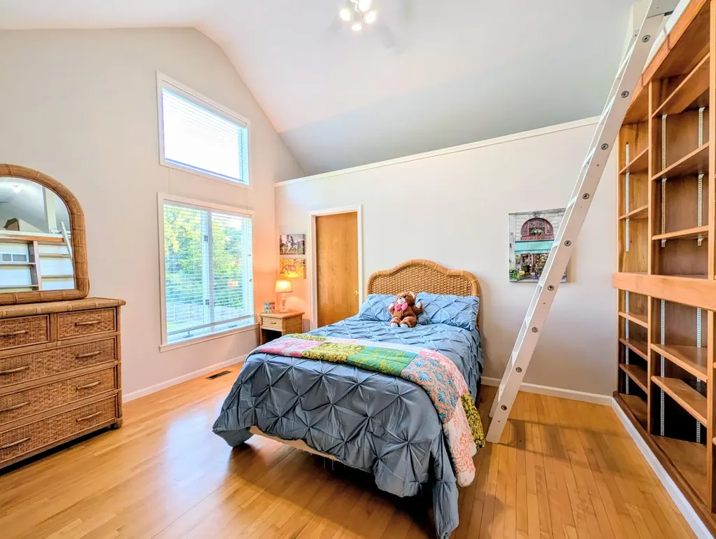 8698 Warner Road York Charter Township MI 48176