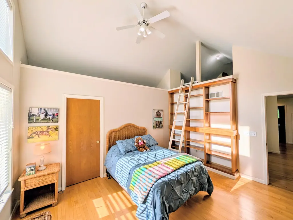 8698 Warner Road York Charter Township MI 48176
