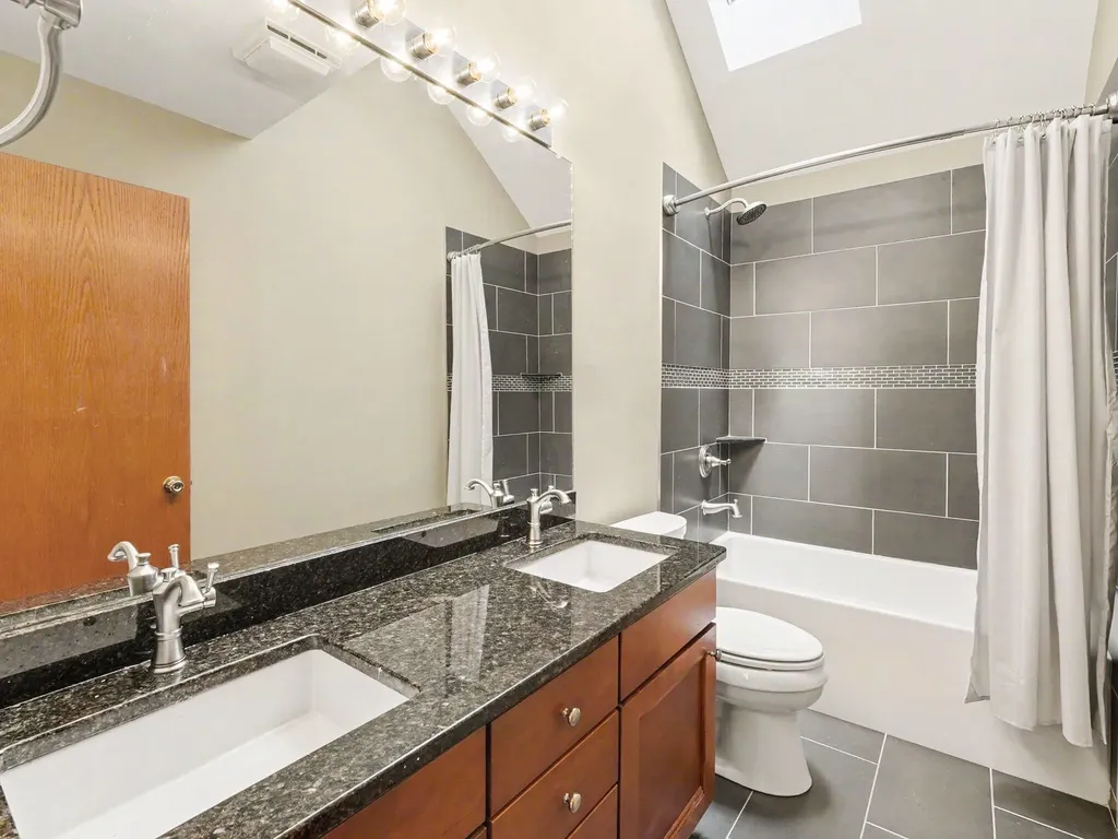 8698 Warner Road York Charter Township MI 48176