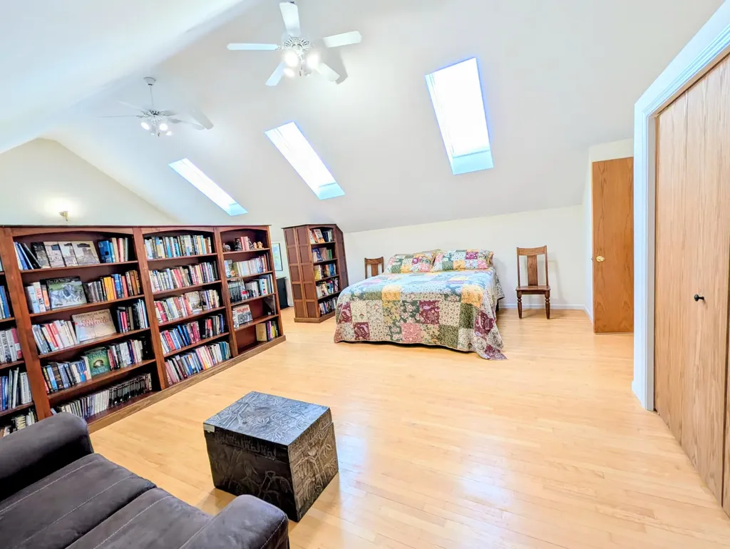 8698 Warner Road York Charter Township MI 48176