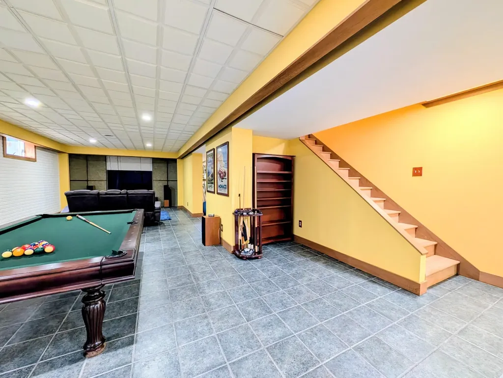 8698 Warner Road York Charter Township MI 48176