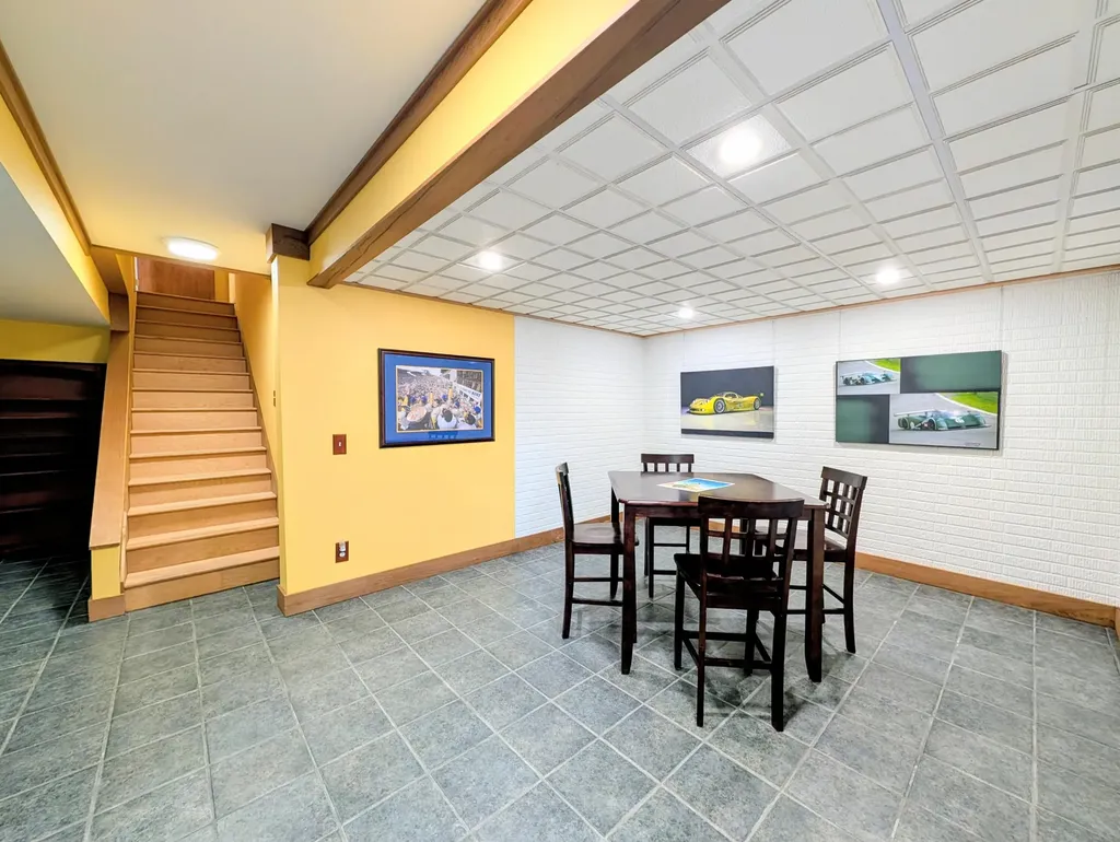 8698 Warner Road York Charter Township MI 48176