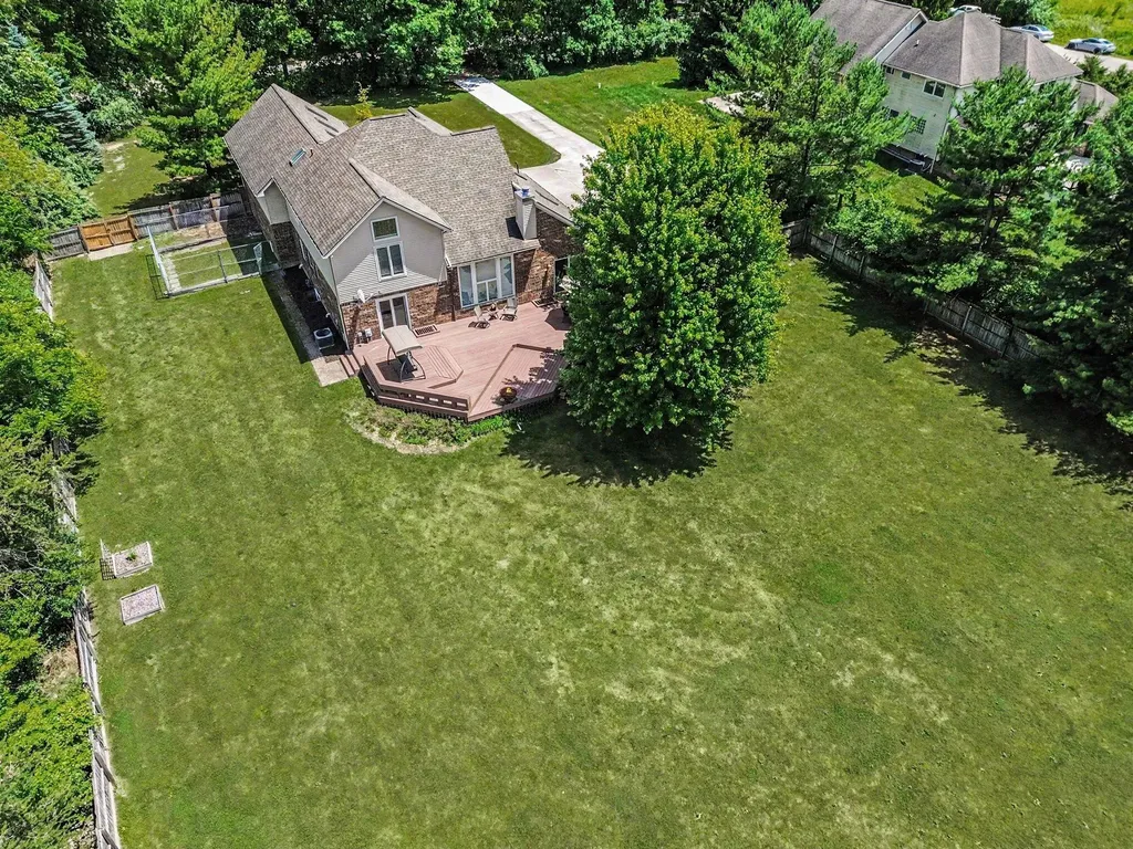 8698 Warner Road York Charter Township MI 48176