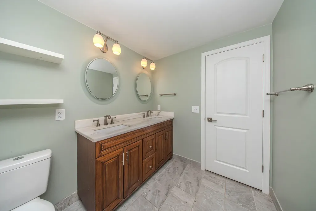 5120 Hensley Drive Scio Township MI 48103