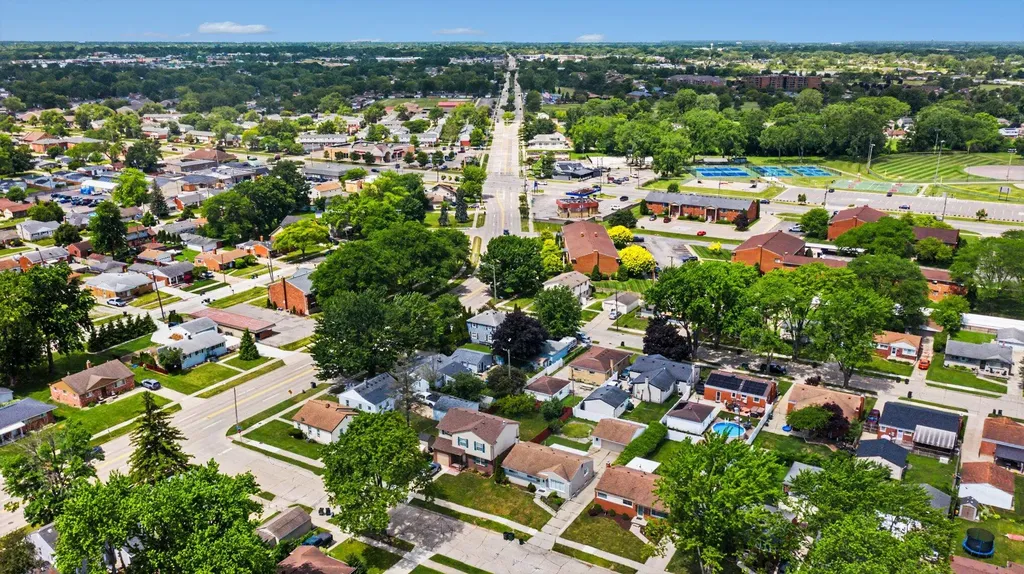 32413 Greenlawn Street St. Clair Shores City MI 48082