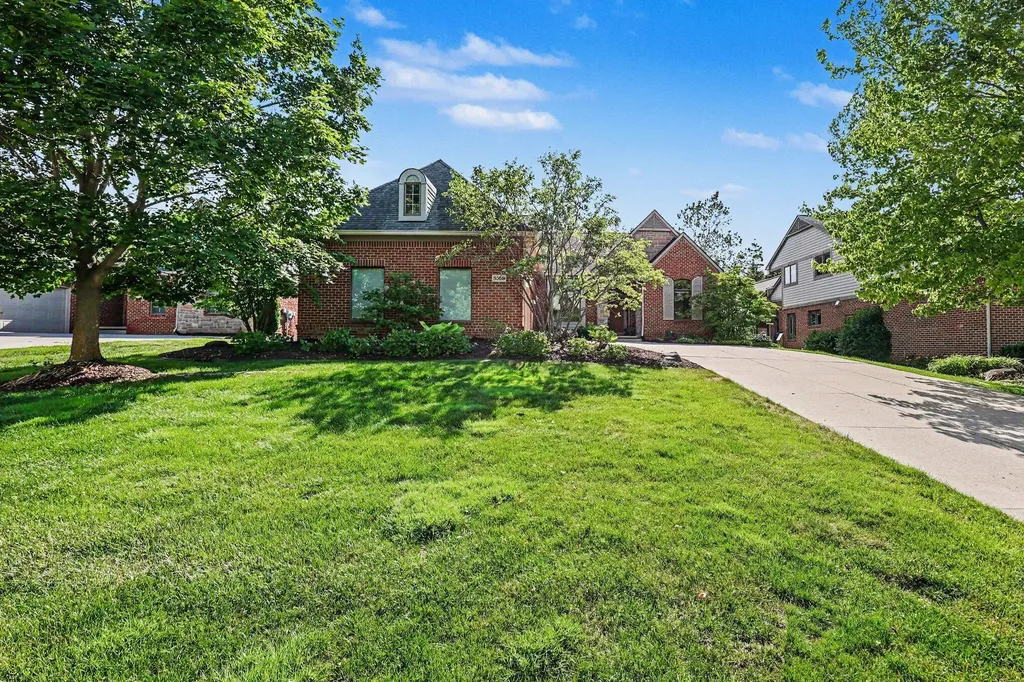 5368 Pinnacle Court Pittsfield Charter Township MI 48108