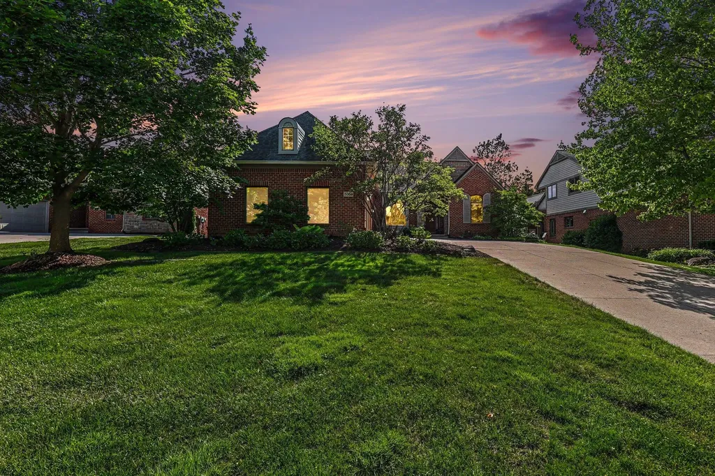 5368 Pinnacle Court Pittsfield Charter Township MI 48108