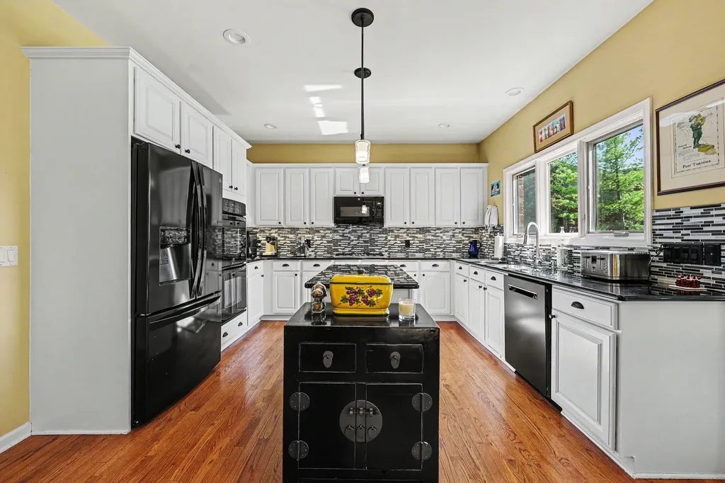 5368 Pinnacle Court Pittsfield Charter Township MI 48108