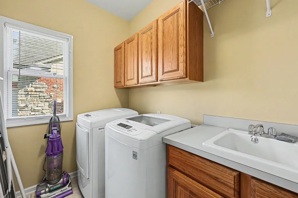 5368 Pinnacle Court Pittsfield Charter Township MI 48108