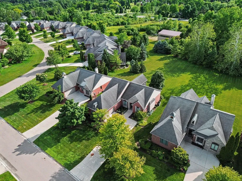 5368 Pinnacle Court Pittsfield Charter Township MI 48108