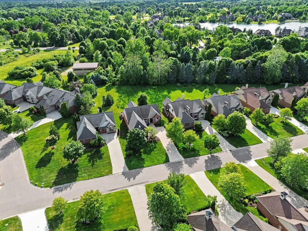 5368 Pinnacle Court Pittsfield Charter Township MI 48108