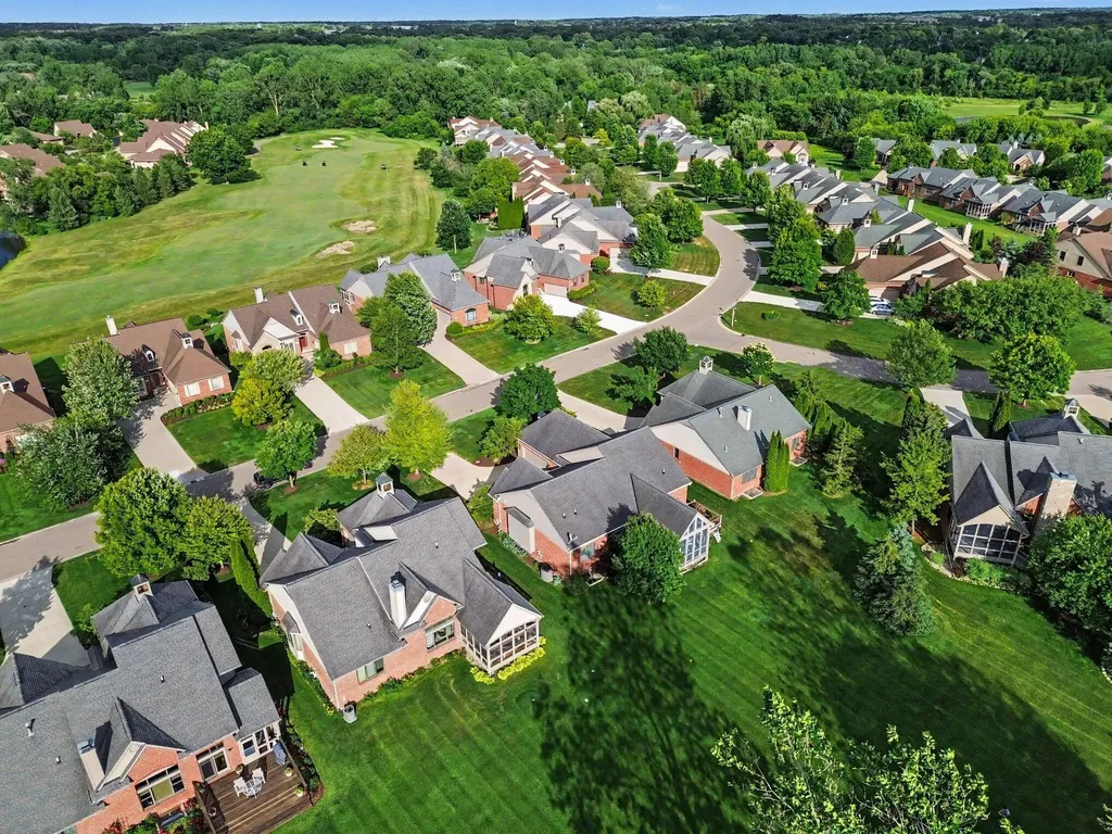 5368 Pinnacle Court Pittsfield Charter Township MI 48108