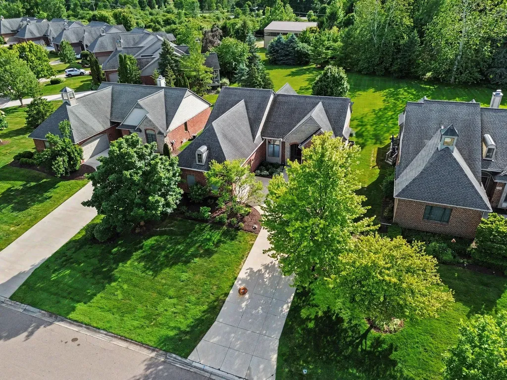 5368 Pinnacle Court Pittsfield Charter Township MI 48108