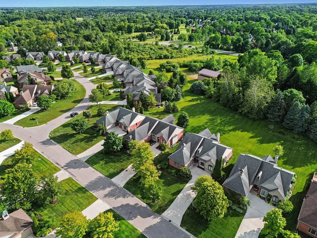 5368 Pinnacle Court Pittsfield Charter Township MI 48108