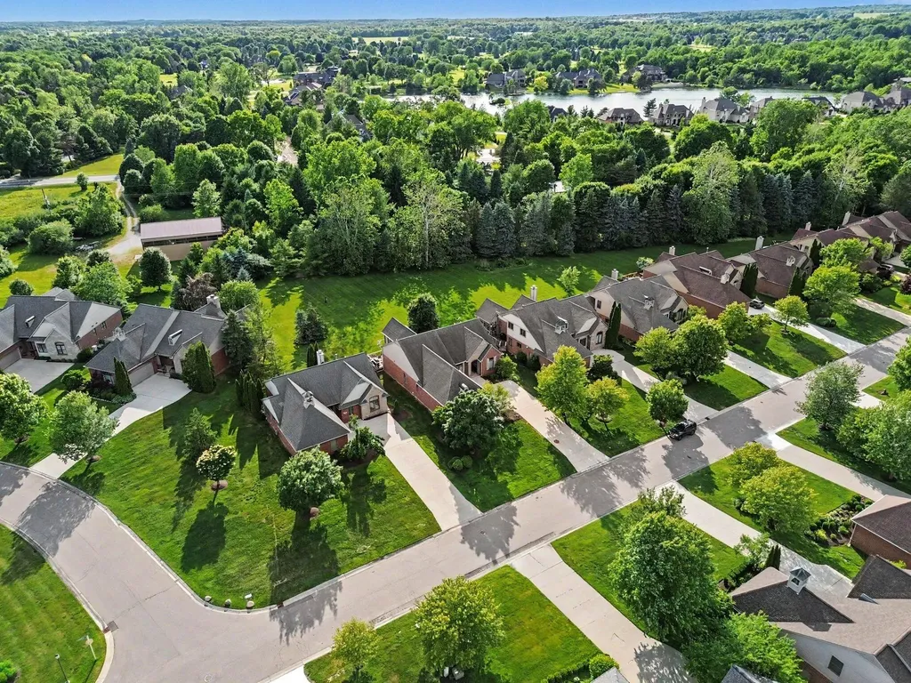 5368 Pinnacle Court Pittsfield Charter Township MI 48108
