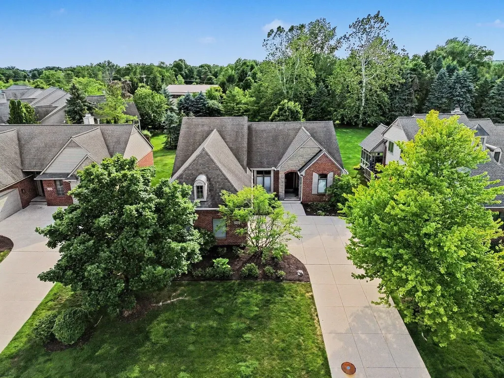 5368 Pinnacle Court Pittsfield Charter Township MI 48108