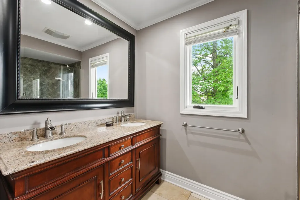 12402 Watkins Drive Shelby Charter Township MI 48315