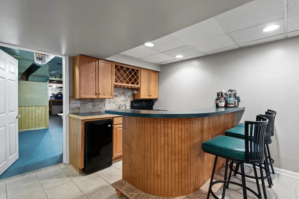 12402 Watkins Drive Shelby Charter Township MI 48315