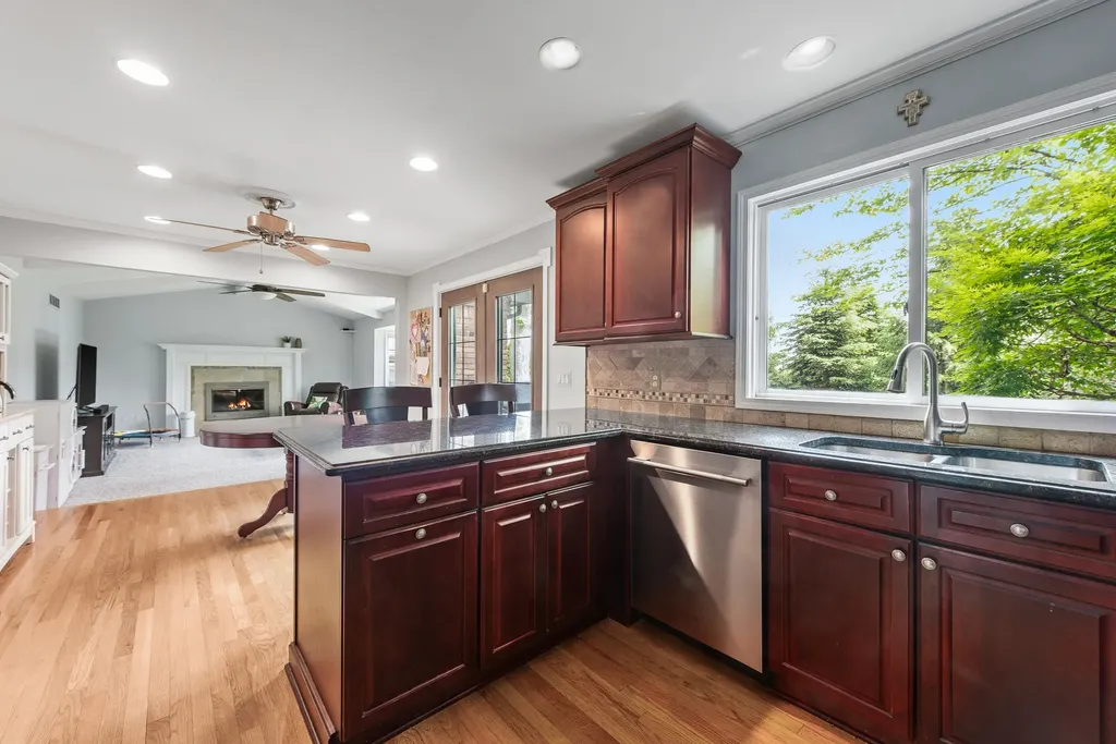 12402 Watkins Drive Shelby Charter Township MI 48315