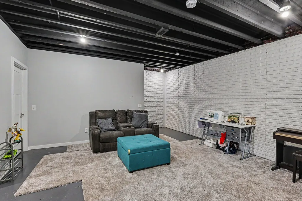 11501 Warrior Trail Grass Lake Charter Township MI 49240