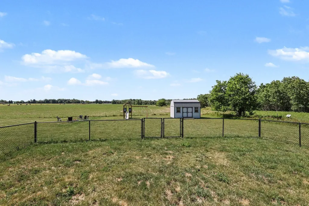 11501 Warrior Trail Grass Lake Charter Township MI 49240
