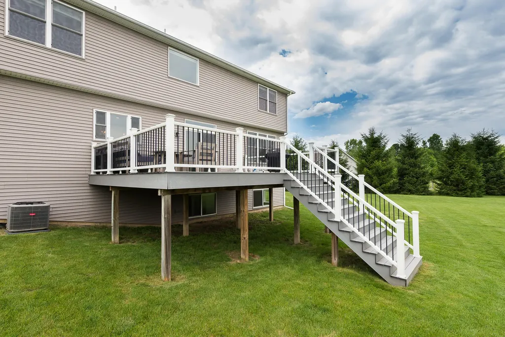 11367 Castleton Court Dexter City MI 48130