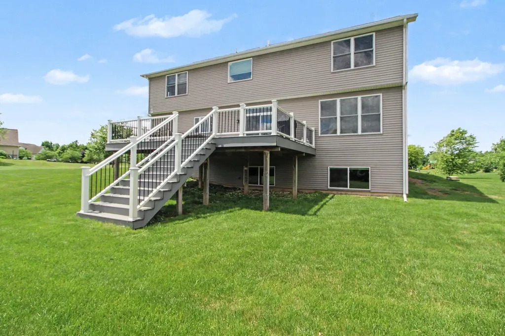 11367 Castleton Court Dexter City MI 48130
