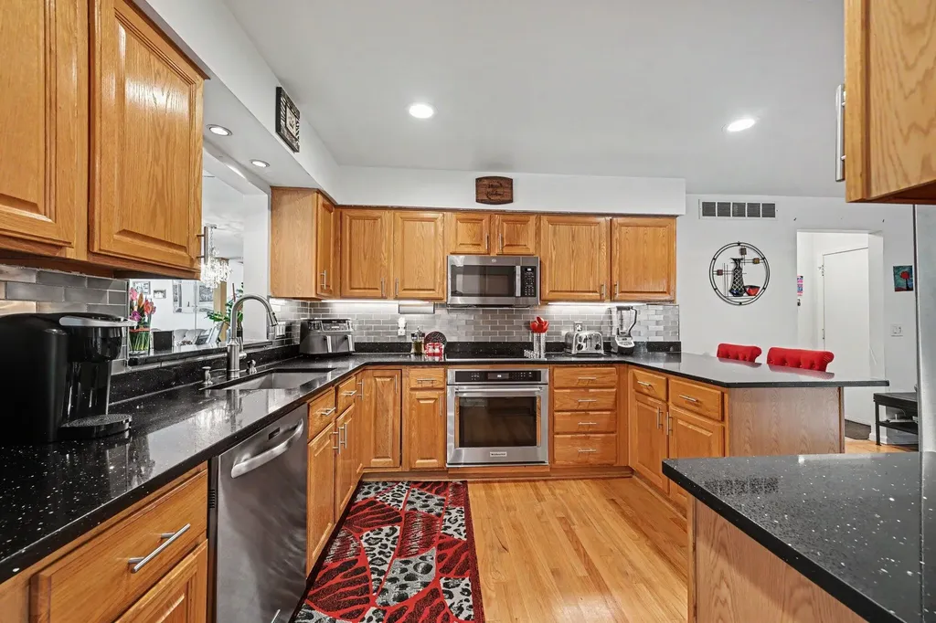2785 Maitland Drive Ann Arbor City MI 48105