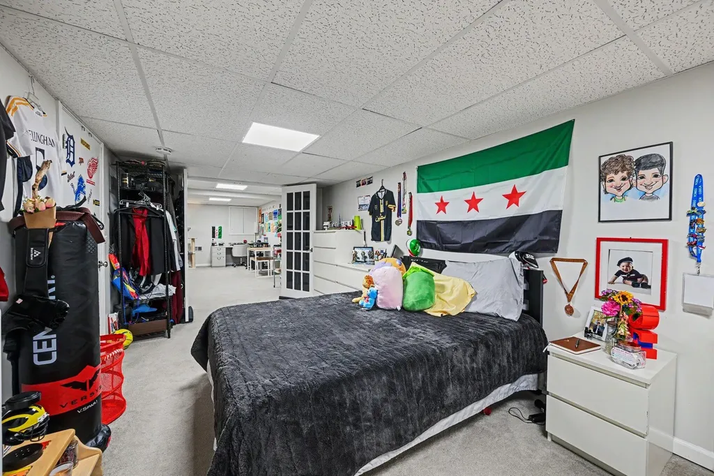 2785 Maitland Drive Ann Arbor City MI 48105