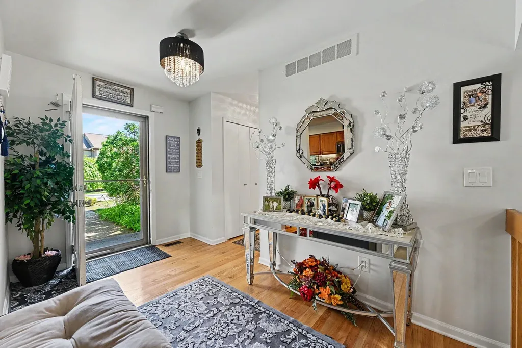 2785 Maitland Drive Ann Arbor City MI 48105