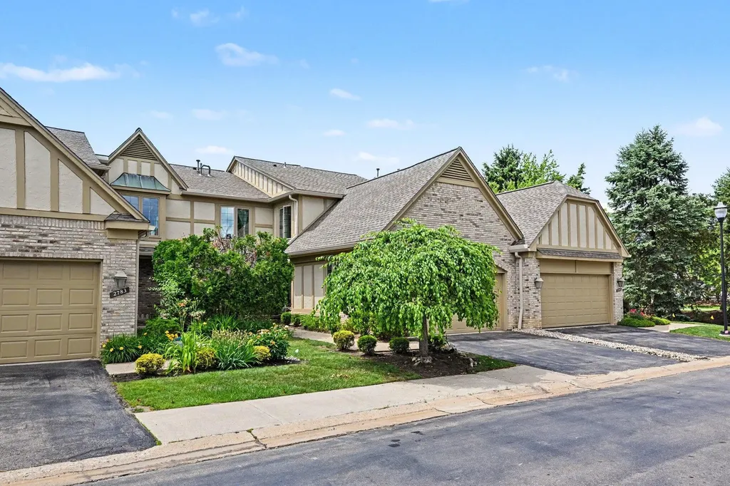 2785 Maitland Drive Ann Arbor City MI 48105
