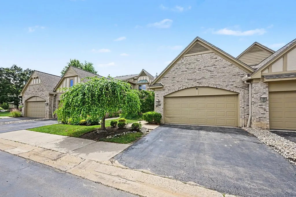 2785 Maitland Drive Ann Arbor City MI 48105
