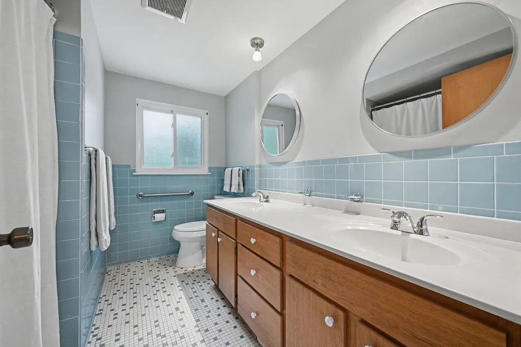 1467 Kingwood Street Ypsilanti City MI 48197