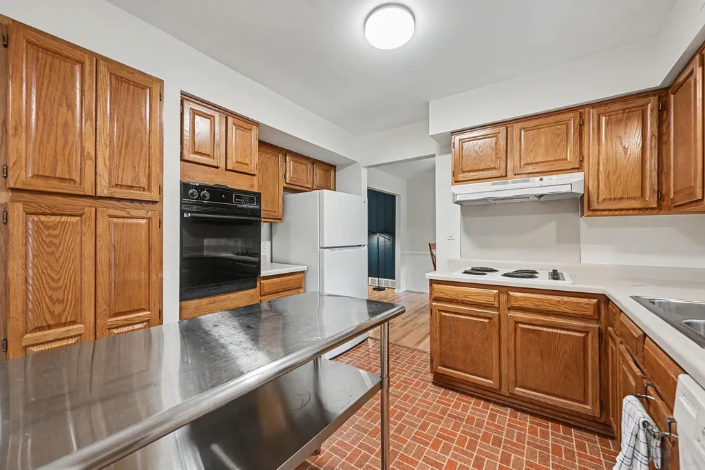 1467 Kingwood Street Ypsilanti City MI 48197