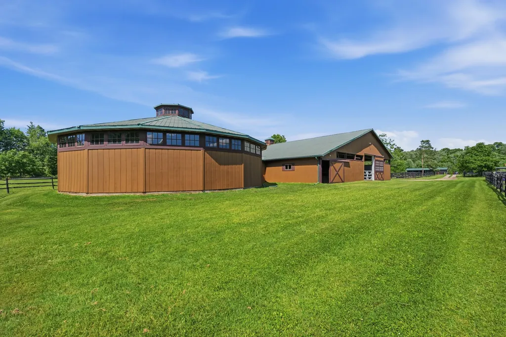1925 S Bartlett Road St. Clair Township MI 48079