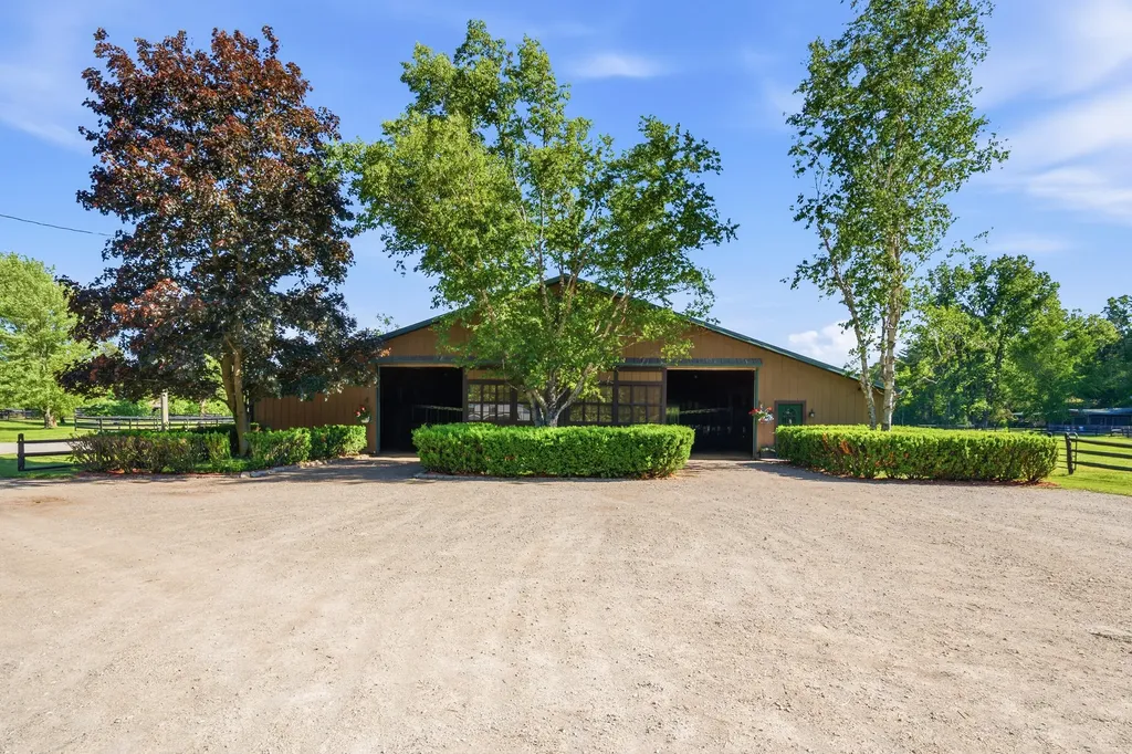 1925 S Bartlett Road St. Clair Township MI 48079