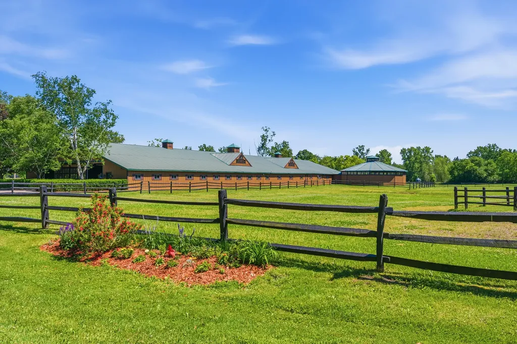 1925 S Bartlett Road St. Clair Township MI 48079