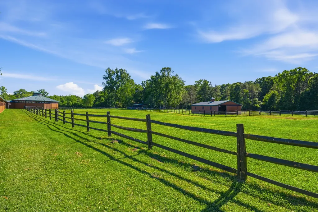 1925 S Bartlett Road St. Clair Township MI 48079