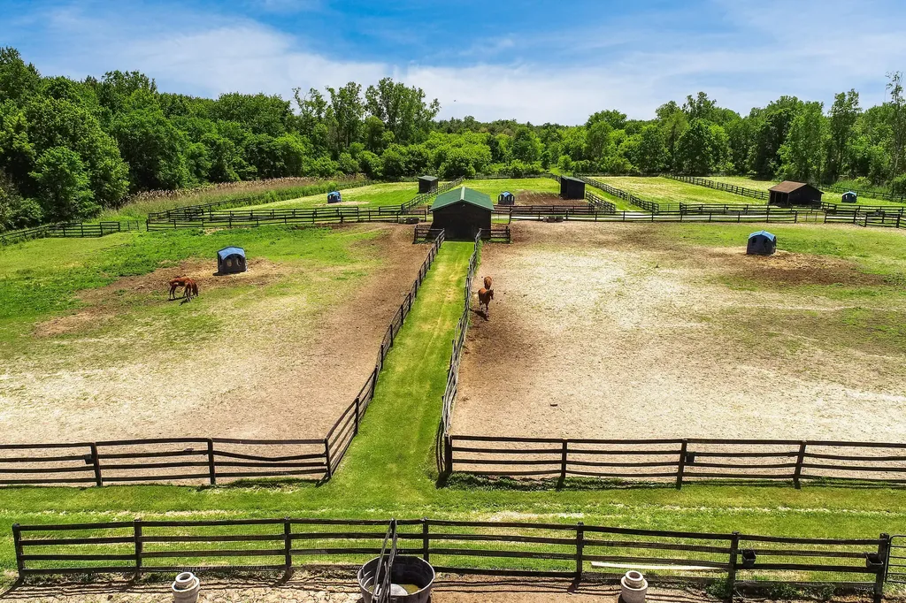 1925 S Bartlett Road St. Clair Township MI 48079