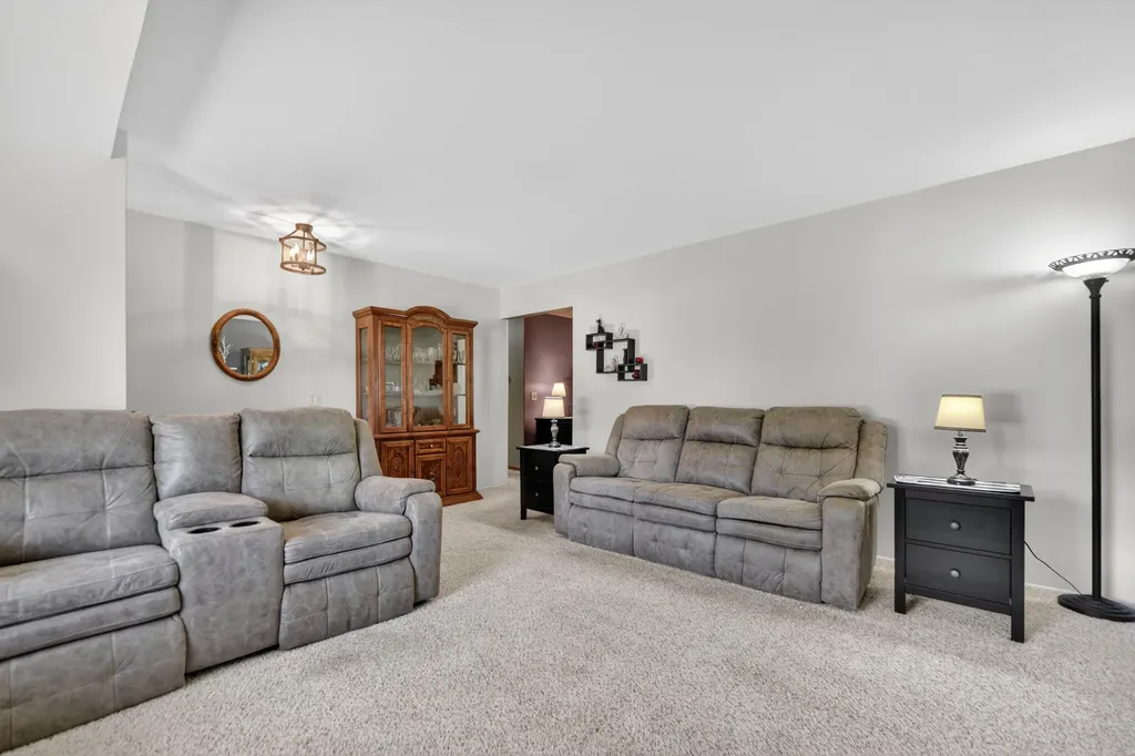 7108 Fairgrove Drive Swartz Creek City MI 48473