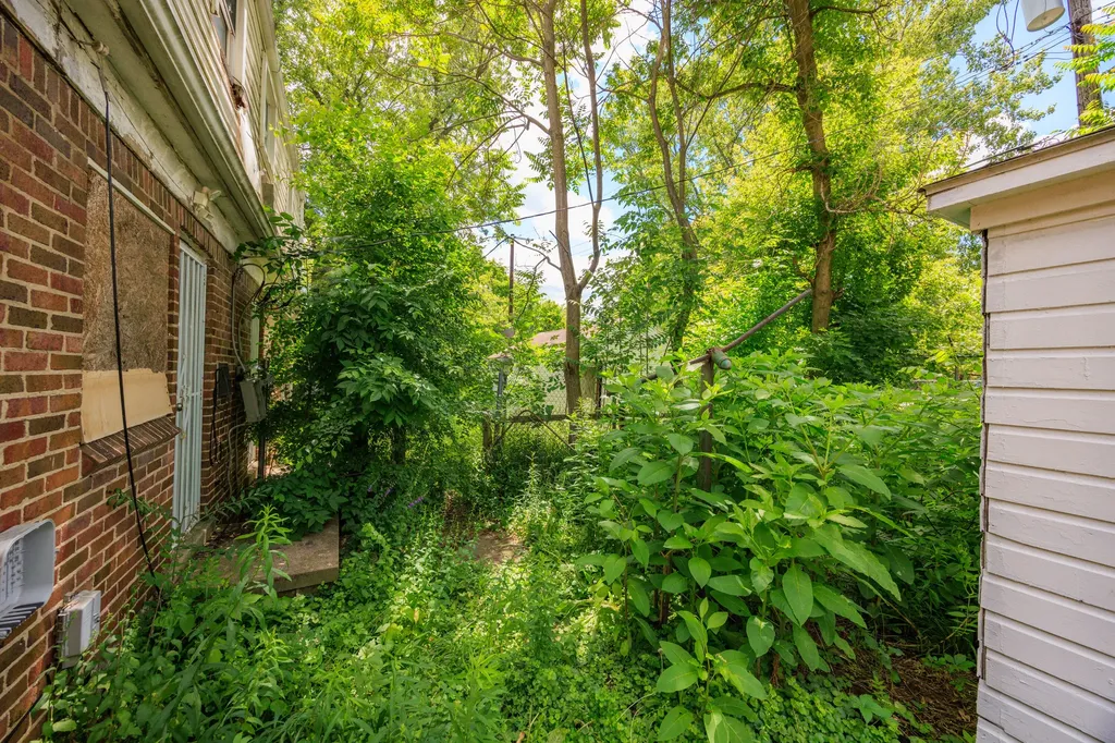 18903 Evergreen Road Detroit City MI 48219