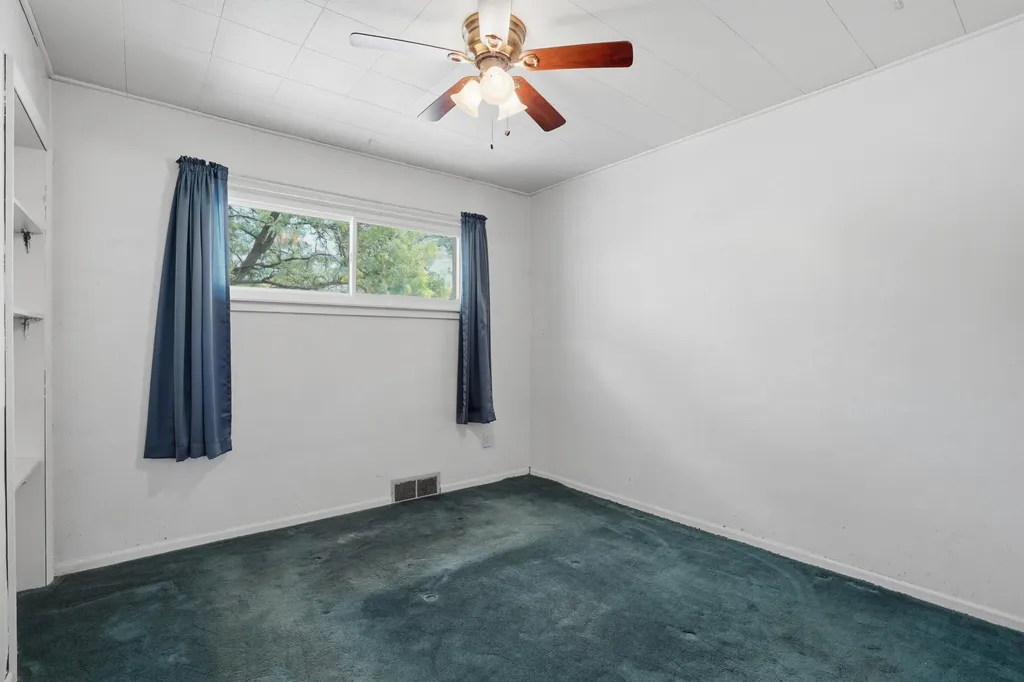 35843 Rewa Street Clinton Charter Township MI 48035