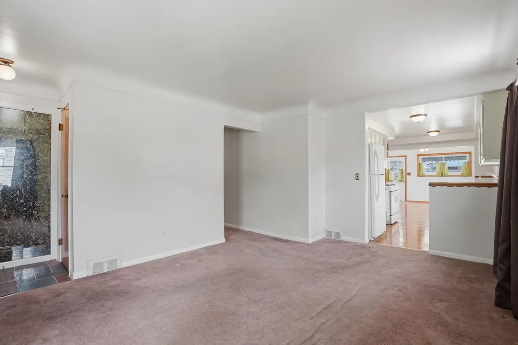 35843 Rewa Street Clinton Charter Township MI 48035