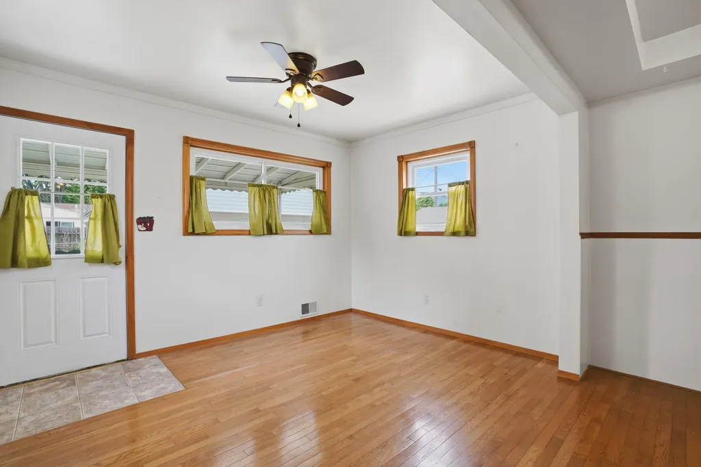35843 Rewa Street Clinton Charter Township MI 48035