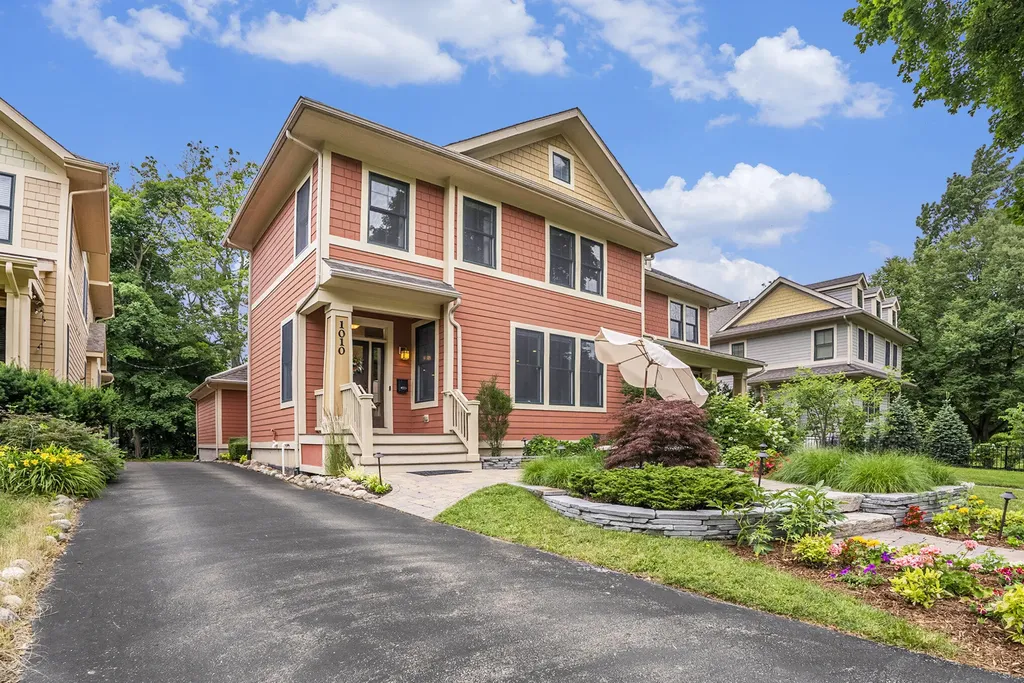 1010 Baldwin Avenue Ann Arbor City MI 48104
