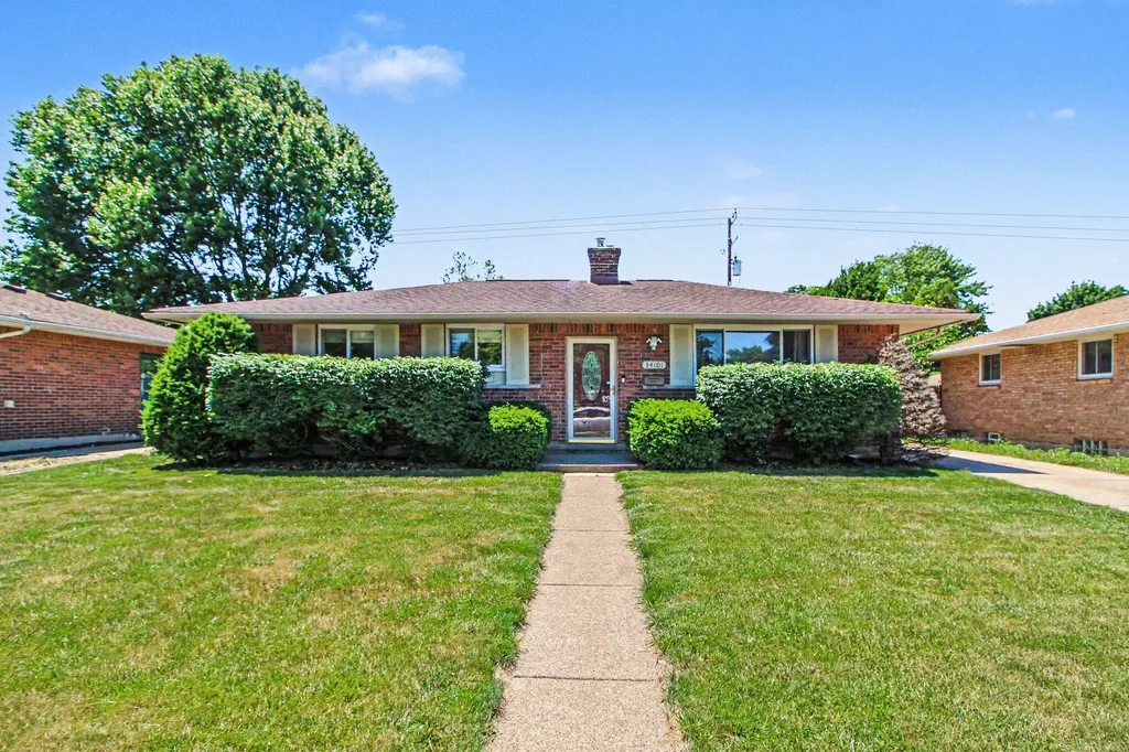 34101 Sequoia Street Westland City MI 48185
