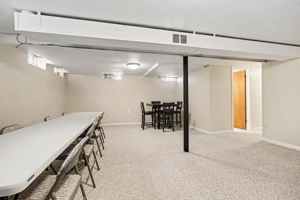 34101 Sequoia Street Westland City MI 48185