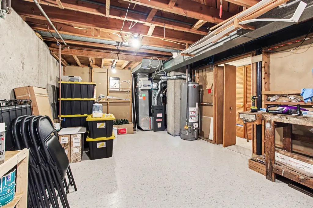 34101 Sequoia Street Westland City MI 48185