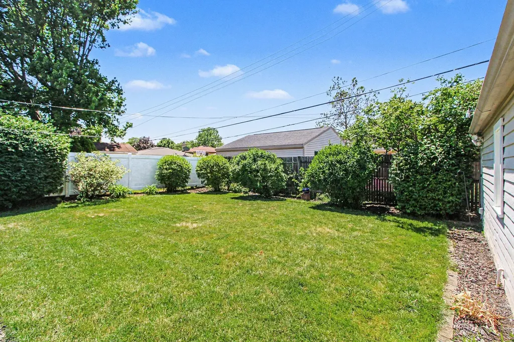 34101 Sequoia Street Westland City MI 48185
