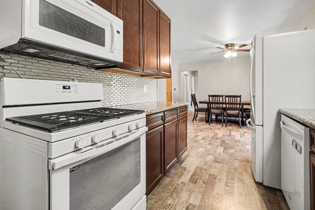 34101 Sequoia Street Westland City MI 48185